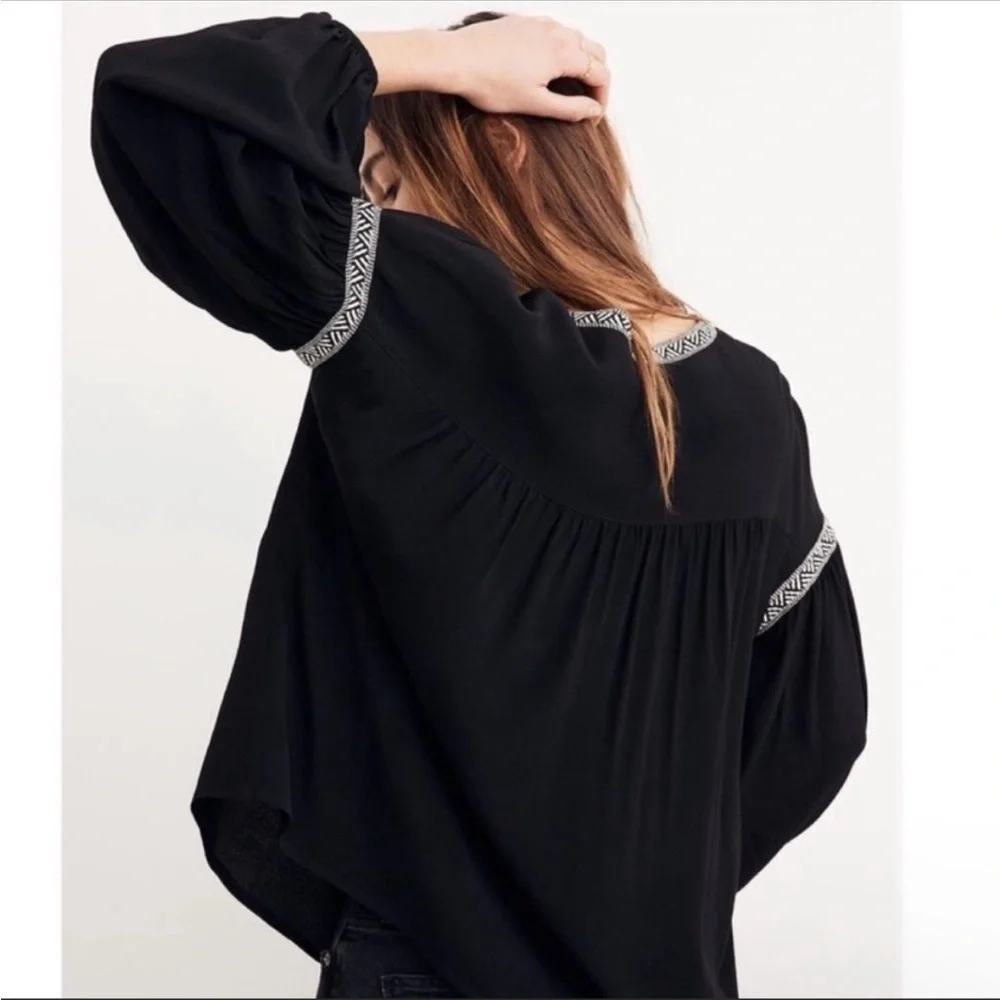 Madewell Black White Embroidered V-neck Long Sleeve Tassel Lightweight Blouse - Picture 3 of 8